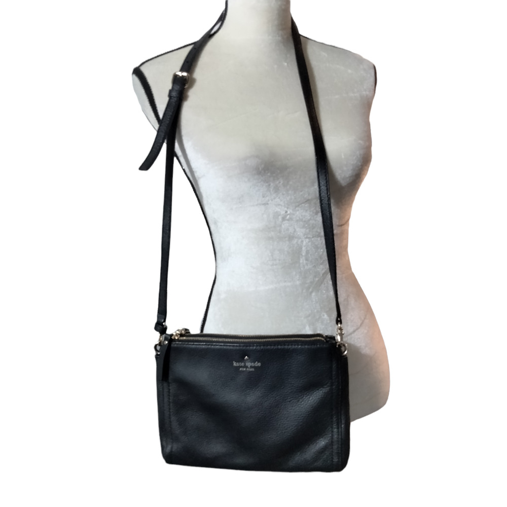 Kate Spade Cobble Hill Lilibeth Crossbody Bag or Purse in Black Leather Gold